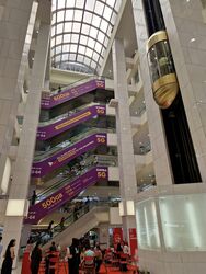 Lucky Plaza (D9), Retail #594370701